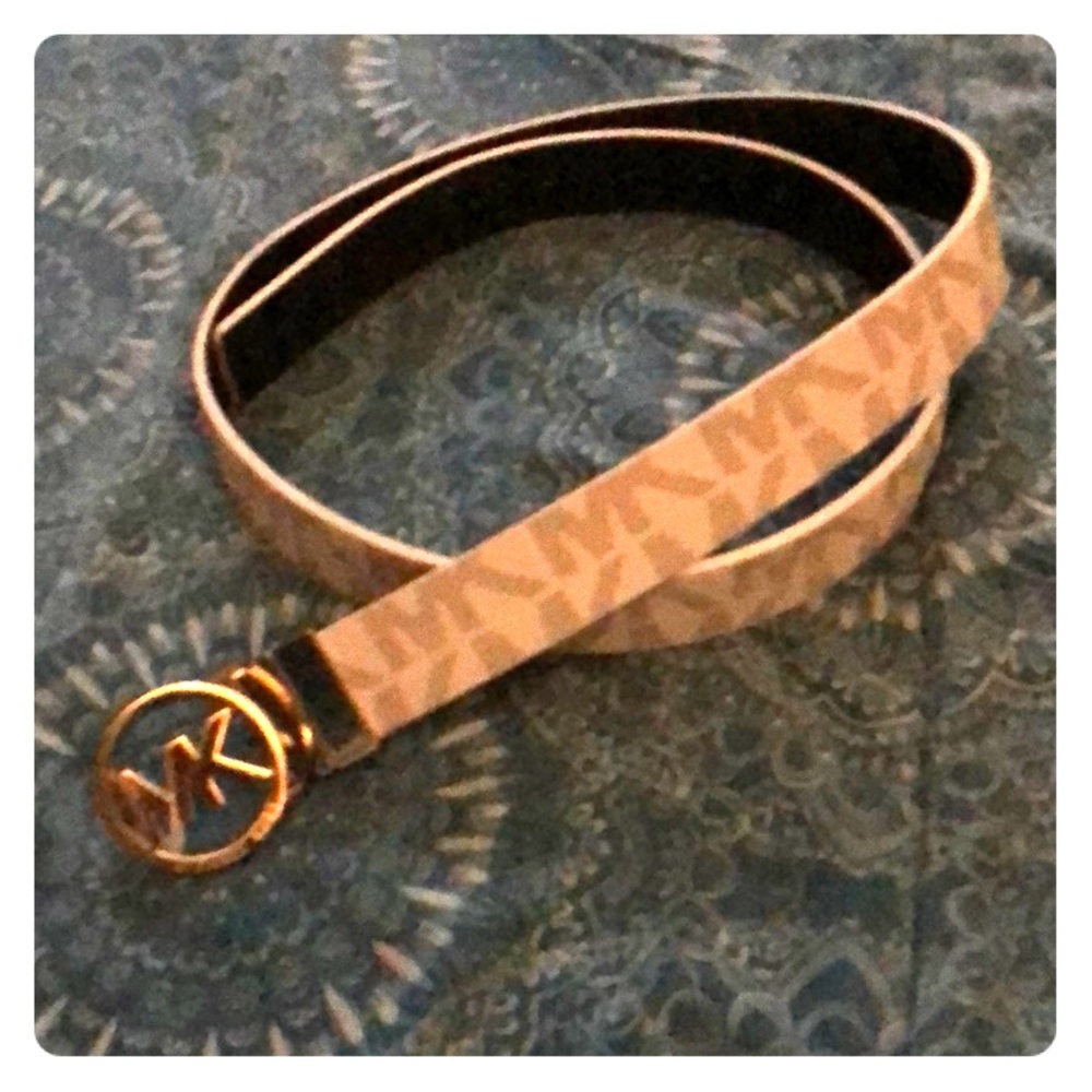 Michael Kors ladies belt...